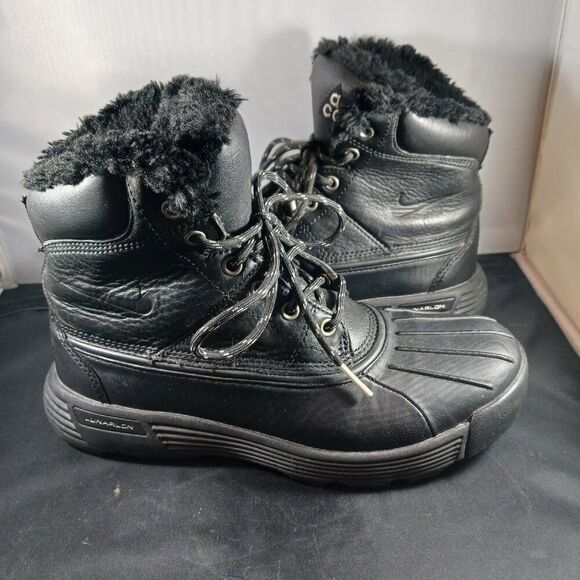 NIKE ACG LUNARSTORM Women's BOOT Size 6M - Picture 1 of 10